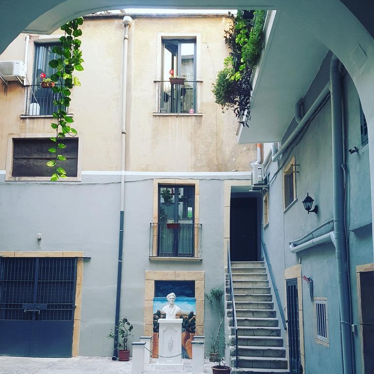 Mizzica Bed And Breakfast Catânia Exterior foto
